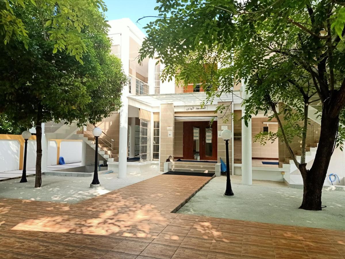 Fins Dive And Leisure Hotel Rasdhoo Exterior photo